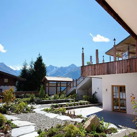 With Sauna And In Out * Hollersbach im Pinzgau