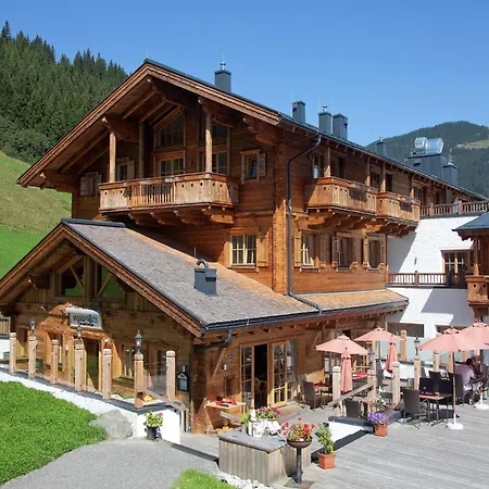 Apartament With Sauna And In Out Hollersbach im Pinzgau